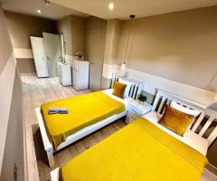 Double bed private room available in Flat