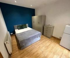 single bed private room available