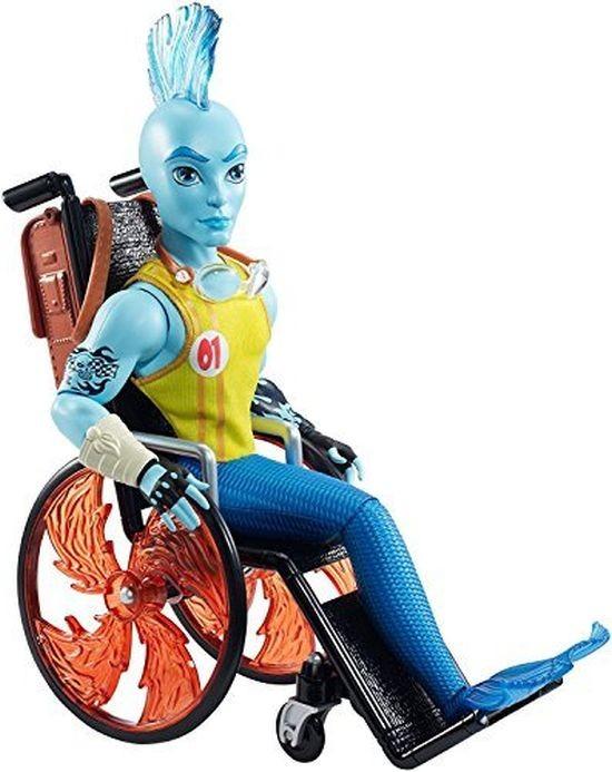 CKT04 Monster High Toy - Finnegan Wake Son of a Mermaid Deluxe Fashion Doll and Wheelchair - 1