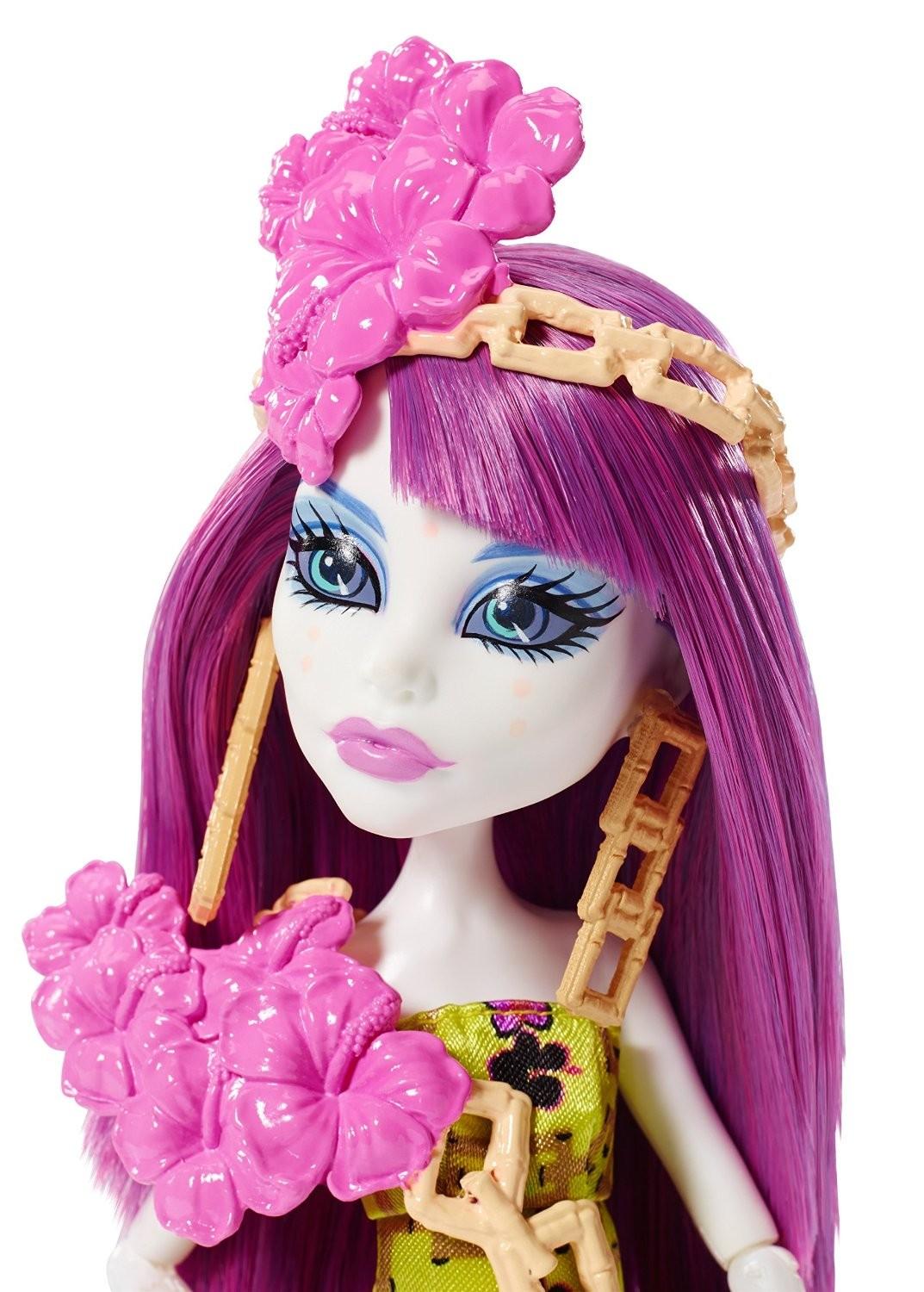 For sale: DKX97 / DKX94 Monster High Ghouls Getaway Spectra Vondergeist Doll