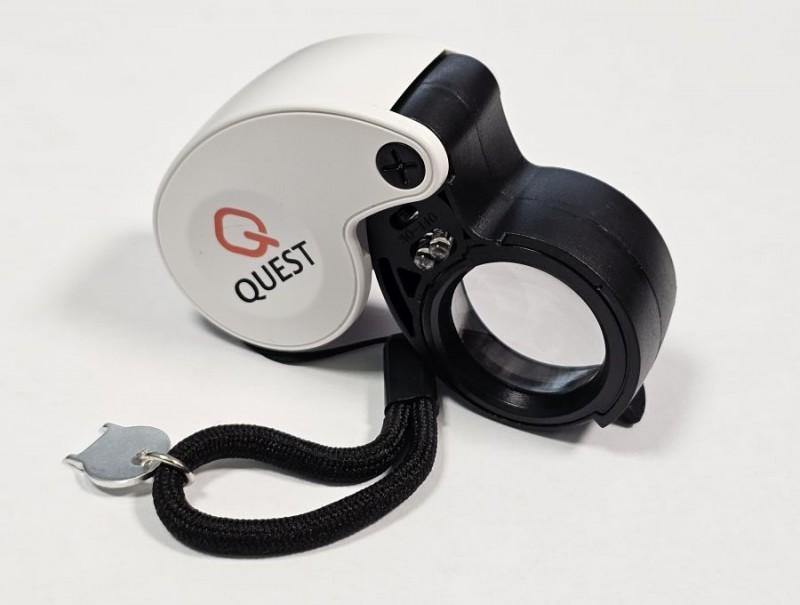 Quest LED 9-Shaped Dustproof Jewelry Magnifier Magnifier 30x 25MM (new) - 1