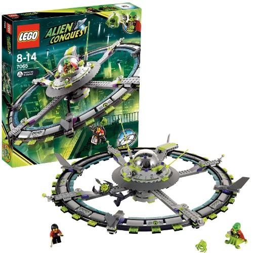 Lego 7065 Alien Conquest Alien Mothership for sale in Barcelona - 1